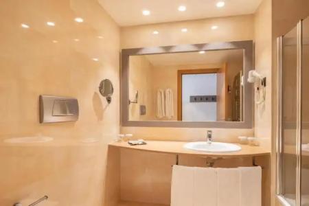 Golden Bahía de Tossa & Spa 4* Sup. - 10