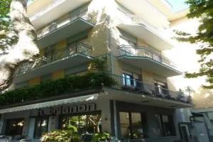 Hotel «Trianon», Беллария-Иджеа-Марина