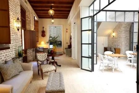 Amadeus Sevilla - 12