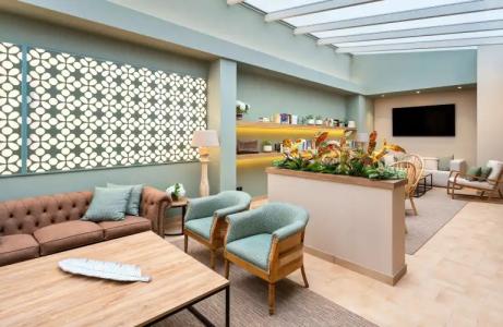 Catalonia Santa Justa - 14