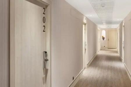 Catalonia Santa Justa - 17