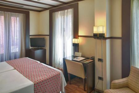 La Bella Sevilla - 6