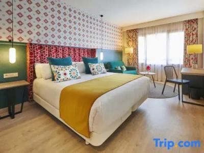 Hesperia Sevilla - 92