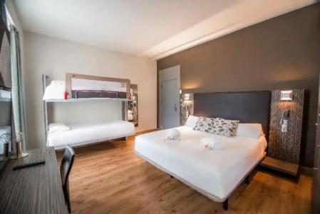 Petit Palace Santa Cruz - 24