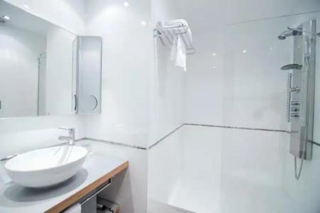 Petit Palace Santa Cruz - 41