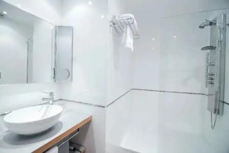 Petit Palace Santa Cruz - 23