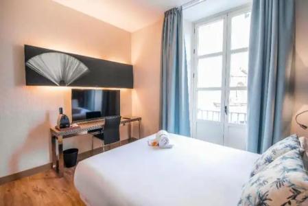 Petit Palace Santa Cruz - 17