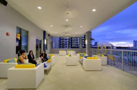 Hampton Inn & Suites by Hilton Miami Downtown/Brickell - 34