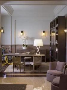 Victor South Beach - 26