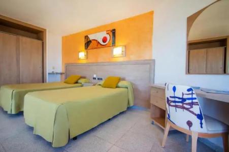 Servigroup Papa Luna - 68