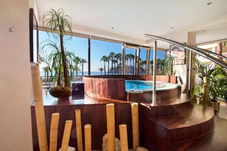 Servigroup Papa Luna - 1