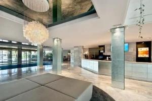 Отель «Playa Esperanza Suites», Плайя-де-Муро