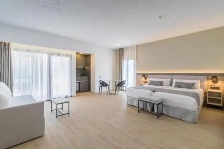 Occidental Puerto Banus - 9