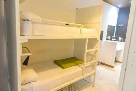 Feel Hostels Soho - 38