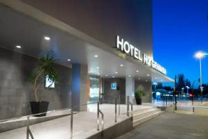 b&b Hotel Granada Estación, Гранада