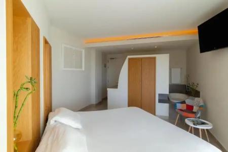 Higueron Malaga, Curio Collection by Hilton - 44