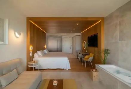 Higueron Malaga, Curio Collection by Hilton - 96