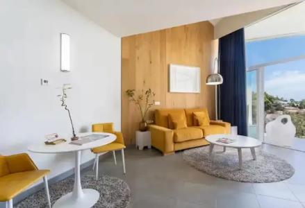 Higueron Malaga, Curio Collection by Hilton - 65