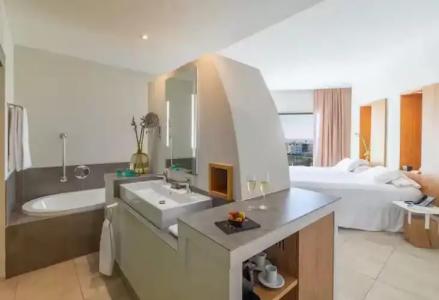 Higueron Malaga, Curio Collection by Hilton - 39