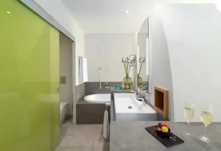 Higueron Malaga, Curio Collection by Hilton - 40