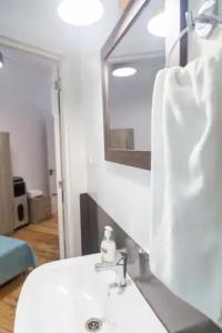 Gallery Hostel Tbilisi - 8