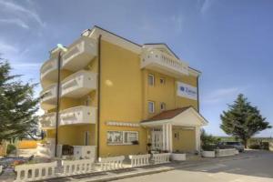 Aparthotel Zaton, Нин