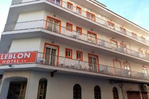 Hotel «Leblon», Л'Аренал