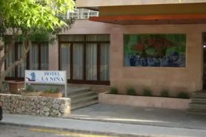 Hotel «La Nina», Кала-Бона