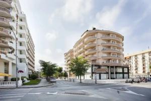 Hotel «Beverly Park & Spa», Бланес