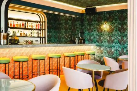 Belroy and Apartments - 16