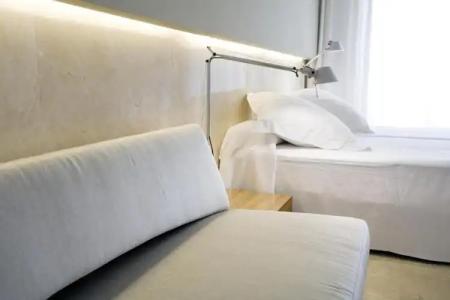 Belroy and Apartments - 28