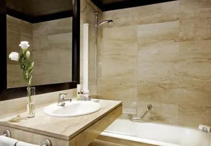 Boutique H10 Montcada - 28