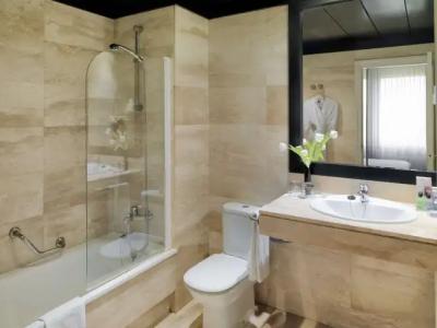 Boutique H10 Montcada - 10