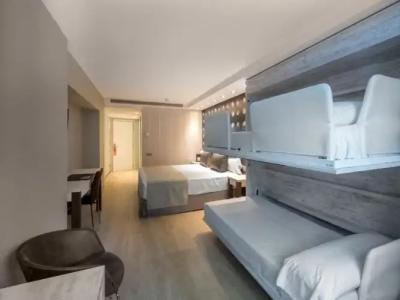 Catalonia Atenas - 49