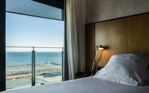 Barcelona Princess - 0