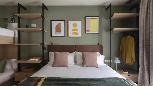 Curious By Alegria - 28