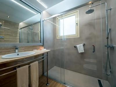 Vilana Boutique - 70