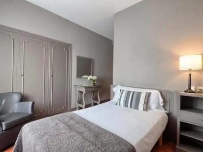 Paseo de Gracia - 13