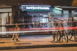 Sant Jordi Hostel Sagrada Familia, Барселона