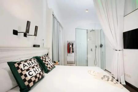 Chic & Basic Born Boutique - 37