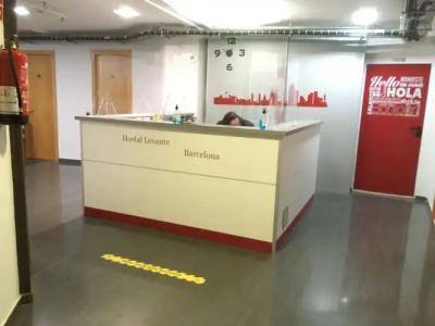 Levante Barcelona - 1