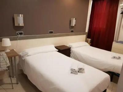 Levante Barcelona - 50