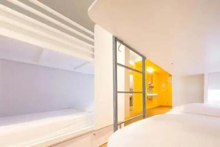 Generator Barcelona - 69