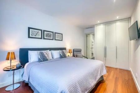 Paseo de Gracia Bas  Barcelona - 43