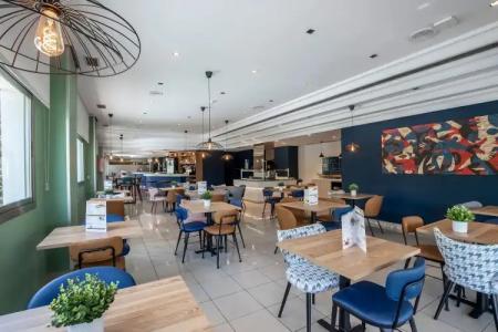 Travelodge Alicante Puerto - 18