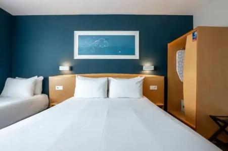 Travelodge Alicante Puerto - 72