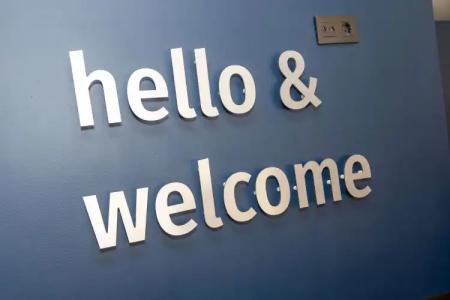 Travelodge Alicante Puerto - 1