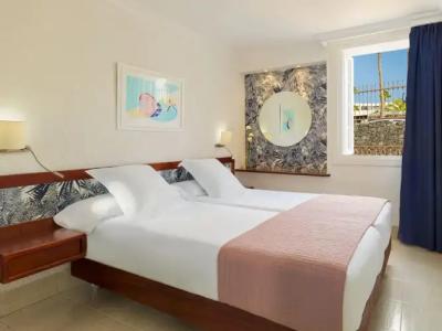 Apartamentos Fariones - 4