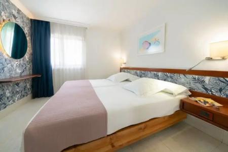 Apartamentos Fariones - 64