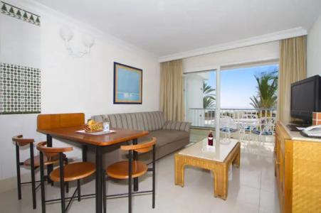 Apartamentos Fariones - 2